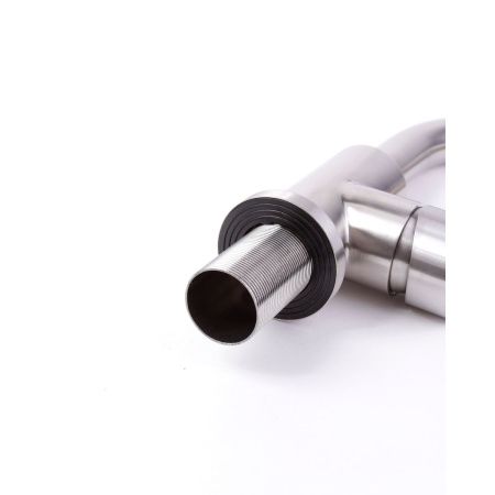 Смеситель для кухни Ledeme L1098-3 с поворотным изливом