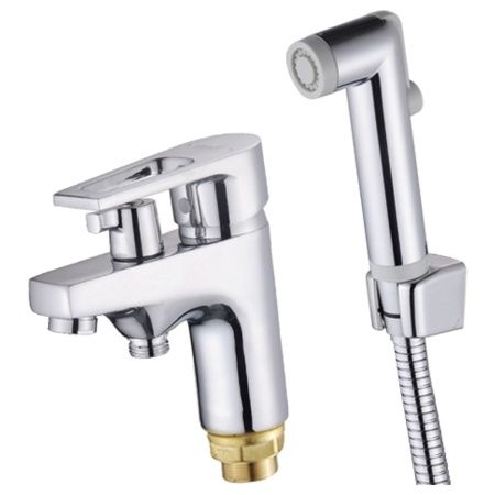 Смеситель для умывальника Potato P1246 с гигиенической лейкой