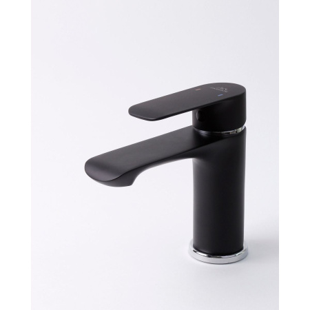 Смеситель для раковины Fashun A1082-7 черный