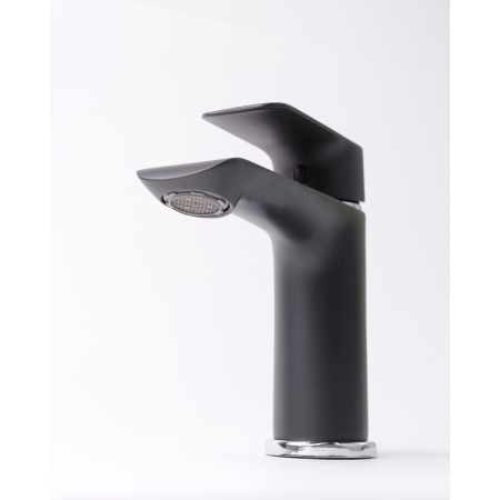 Смеситель для раковины Fashun A1082-7 черный