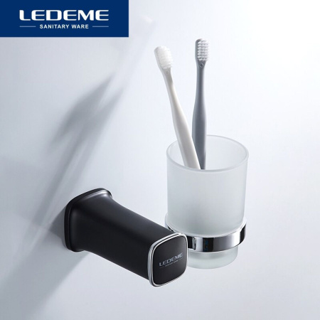 Набор аксессуаров LEDEME черный 6 в1  L30200B-6