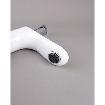 Смеситель для раковины DK Venice Baciano DA1032156 белый-хром