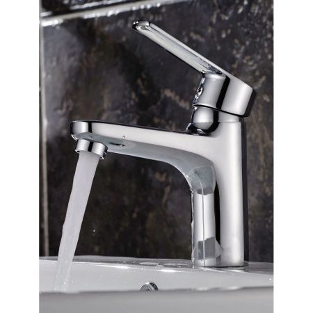 Смеситель для раковины Ammore A1002 хром