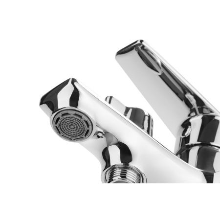 Смеситель для ванны GROSS AQUA Dyno 2105285C с коротким изливом