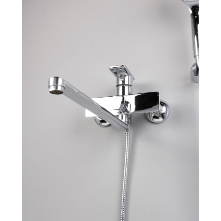 Смеситель для ванны RUSH Bruny BR4335-51 с длинным изливом