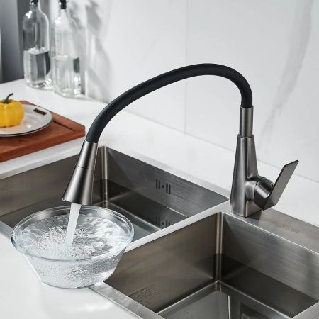 Смеситель для кухни Shevanik S543T-3 гибкий излив, оружейная сталь