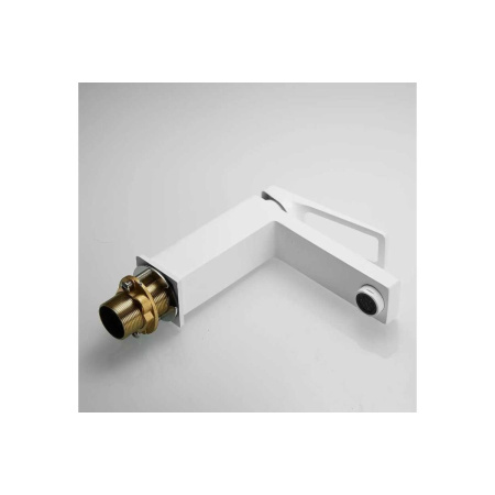 Смеситель для раковины Shevanik S6801C белый