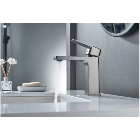 Смеситель для раковины Shevanik S9701T оружейная сталь