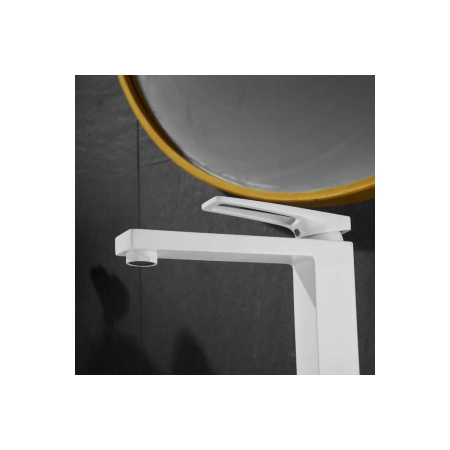 Смеситель для раковины Shevanik S6811C белый