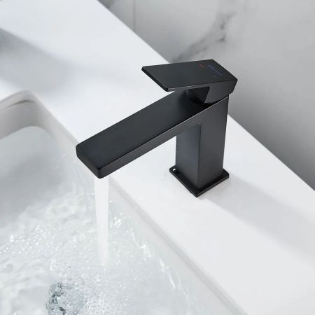 Смеситель для раковины Shevanik S9601H черный