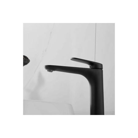 Смеситель для раковины Shevanik S8511H высокий, черный