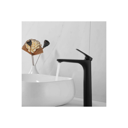 Смеситель для раковины Shevanik S8511H высокий, черный