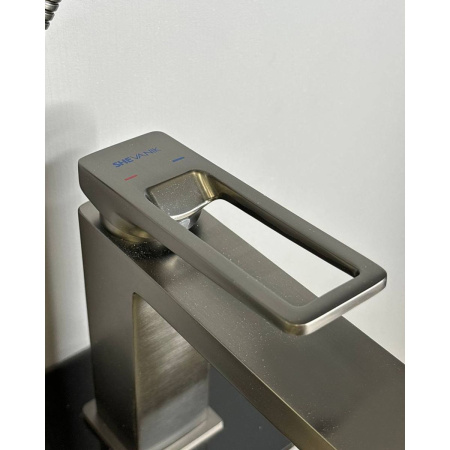 Смеситель для раковины Shevanik S6801T оружейная сталь