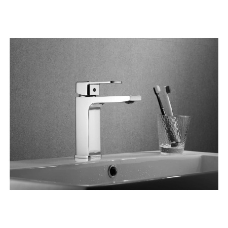 Смеситель для раковины Shevanik S9701 хром