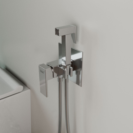 Смеситель встраиваемый с гигиеническим душем D&K Bayern.Liszt DA1514501 хром