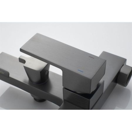 Смеситель для ванны Knotlor Stable KN-22/GM  коротким изливом, вороненая сталь