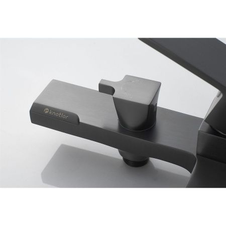 Смеситель для ванны Knotlor Stable KN-22/GM  коротким изливом, вороненая сталь