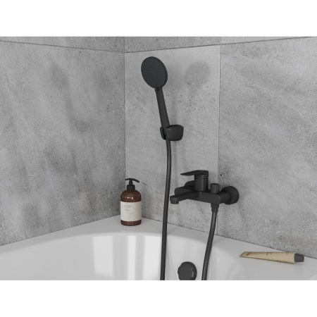 Смеситель для ванны D&K Bayern.Furth DA1523205 короткий излив черный