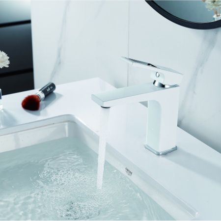 Смеситель для раковины Shevanik S9001F белый/хром