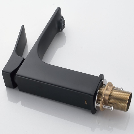 Смеситель для раковины Shevanik S6101H черный