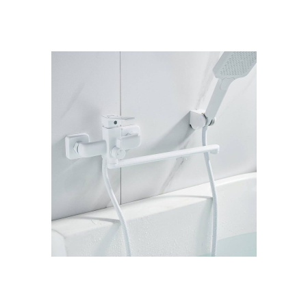 Смеситель для ванны Shevanik S9922C белый