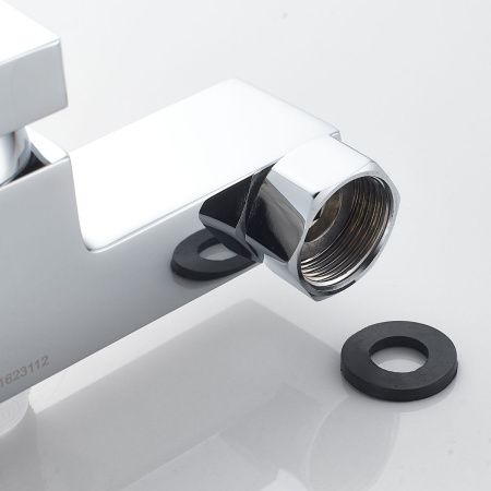 Смеситель для ванны Shevanik S9602 хром