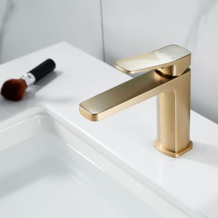 Смеситель для раковины Shevanik S9901G золото матовое