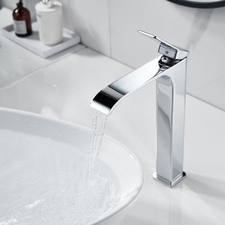 Смеситель для раковины Shevanik S4011 хром