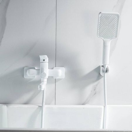 Смеситель для ванны Shevanik S9902C белый