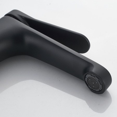 Смеситель для раковины SHEVANIK S6201H черный