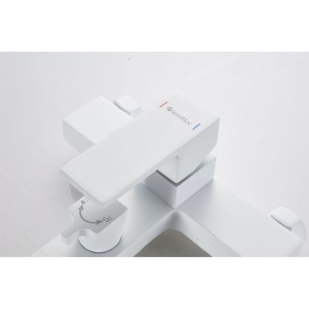 Смеситель для ванны Knotlor Stable KN-22/WY с коротким изливом, белый матовый