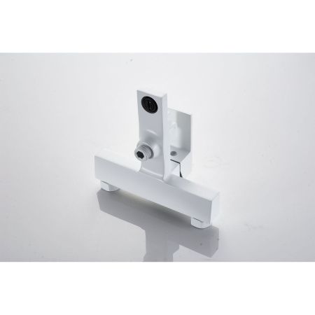 Смеситель для ванны Knotlor Stable KN-22/WY с коротким изливом, белый матовый