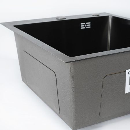 Мойка для кухни врезная OUTE T74550H-1 чёрная из нержавеющей стали, 45*50 см с сифоном