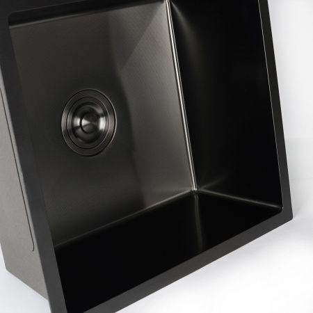 Мойка для кухни врезная OUTE T75050H-1 чёрная из нержавеющей стали, 50*50 см с сифоном